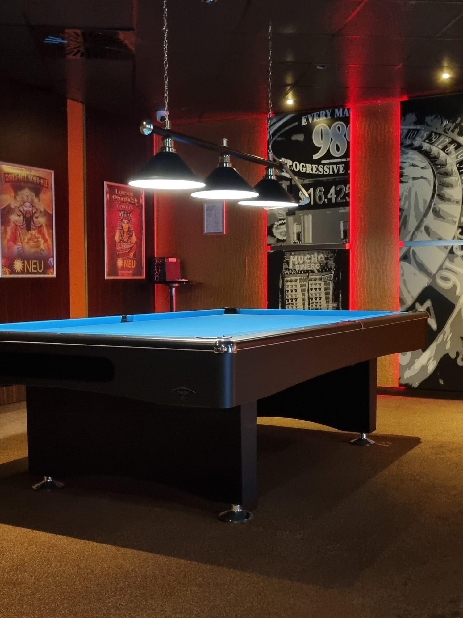 Innenansicht der deine SPIELHALLE Meppen, Schullendamm 30